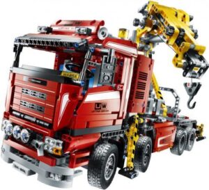 LEGO® Truck mit Power-Schwenkkran