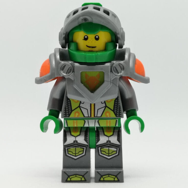 Aaron - One Clip on Back - MyBricks.net